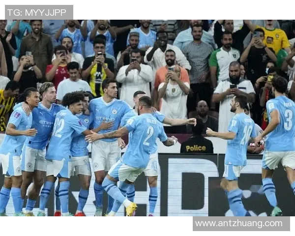 C罗中柱遗憾未能助力利雅得胜利球队迎战强敌的精彩瞬间