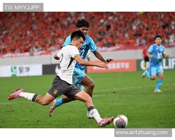 U23亚洲杯聚焦杨希防守表现助力中国队争夺佳绩