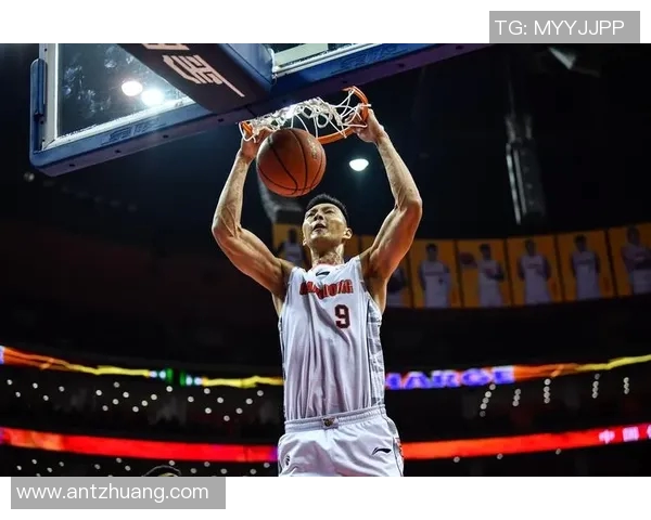 广东宏远队续约外援易建联，力争卫冕CBA总冠军