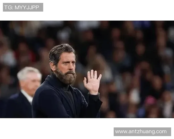 塞维利亚宣布与主教练分手,正在寻找新帅 塞维利亚宣布与主教练分手,正在寻找新帅